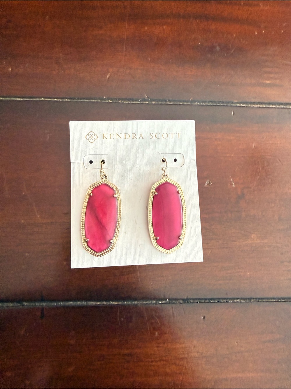 Kendra Scott Maroon Gold-Framed Drop Earrings and 28” necklace